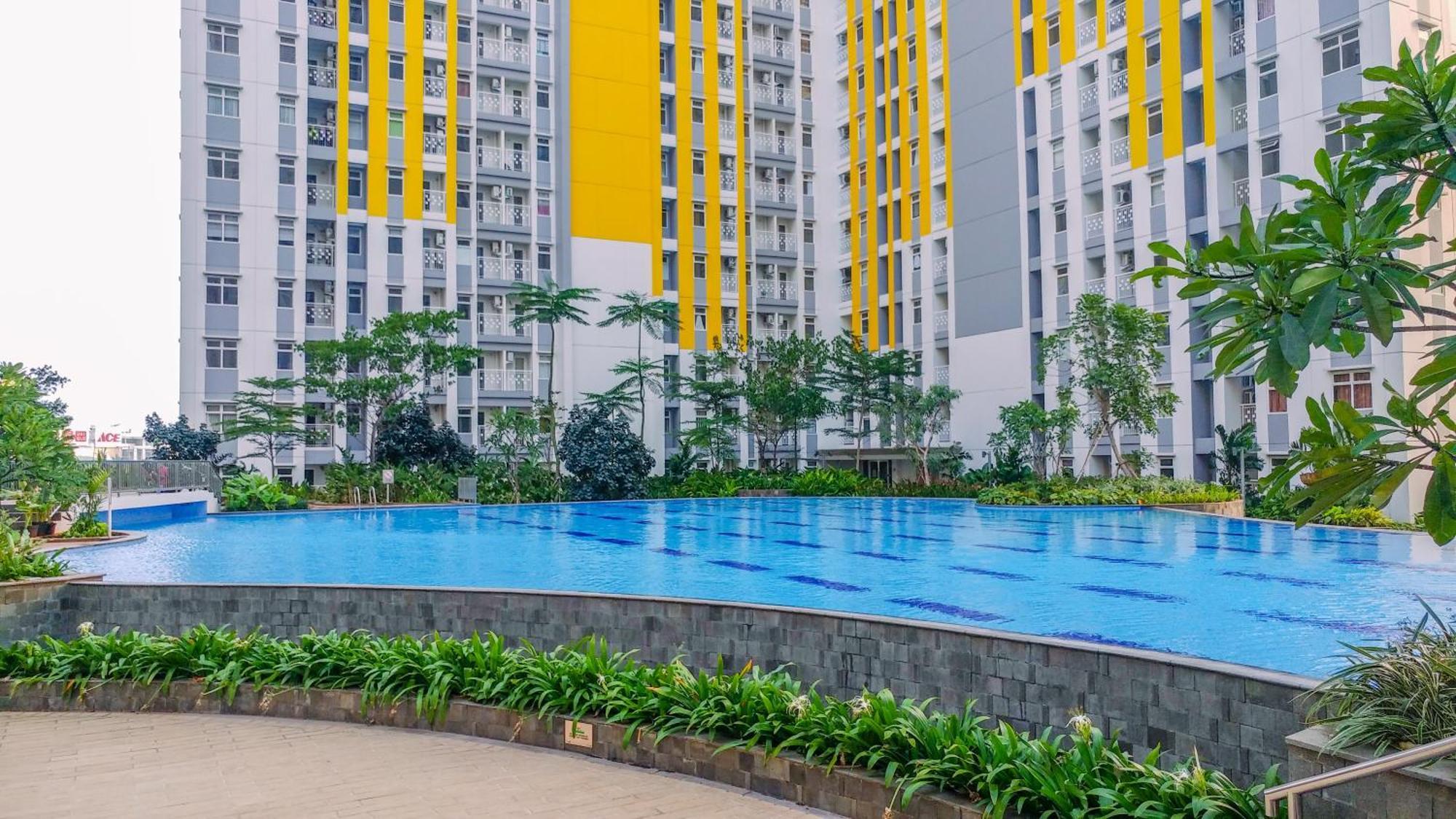 Cozy Living At Springlake Summarecon By Travelio